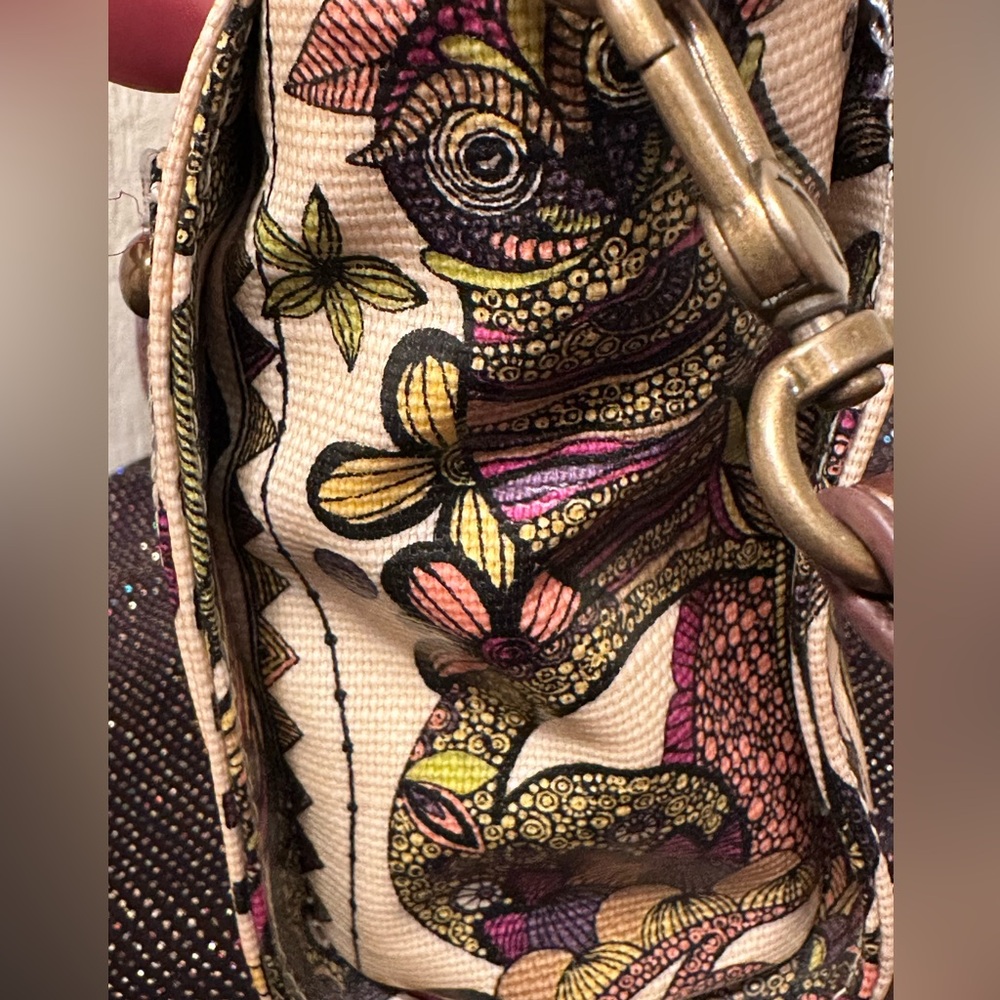 Sakroots Artist Style Cross-Body Bag with Owls - Picture 7 of 8